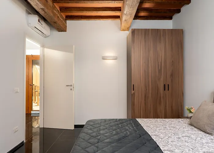 Z&i Charming Apartment *